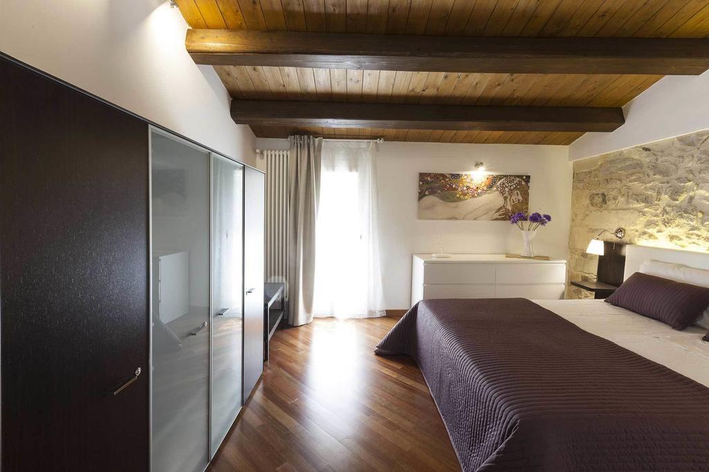 Casa Hybla Apartment Ragusa Cameră foto